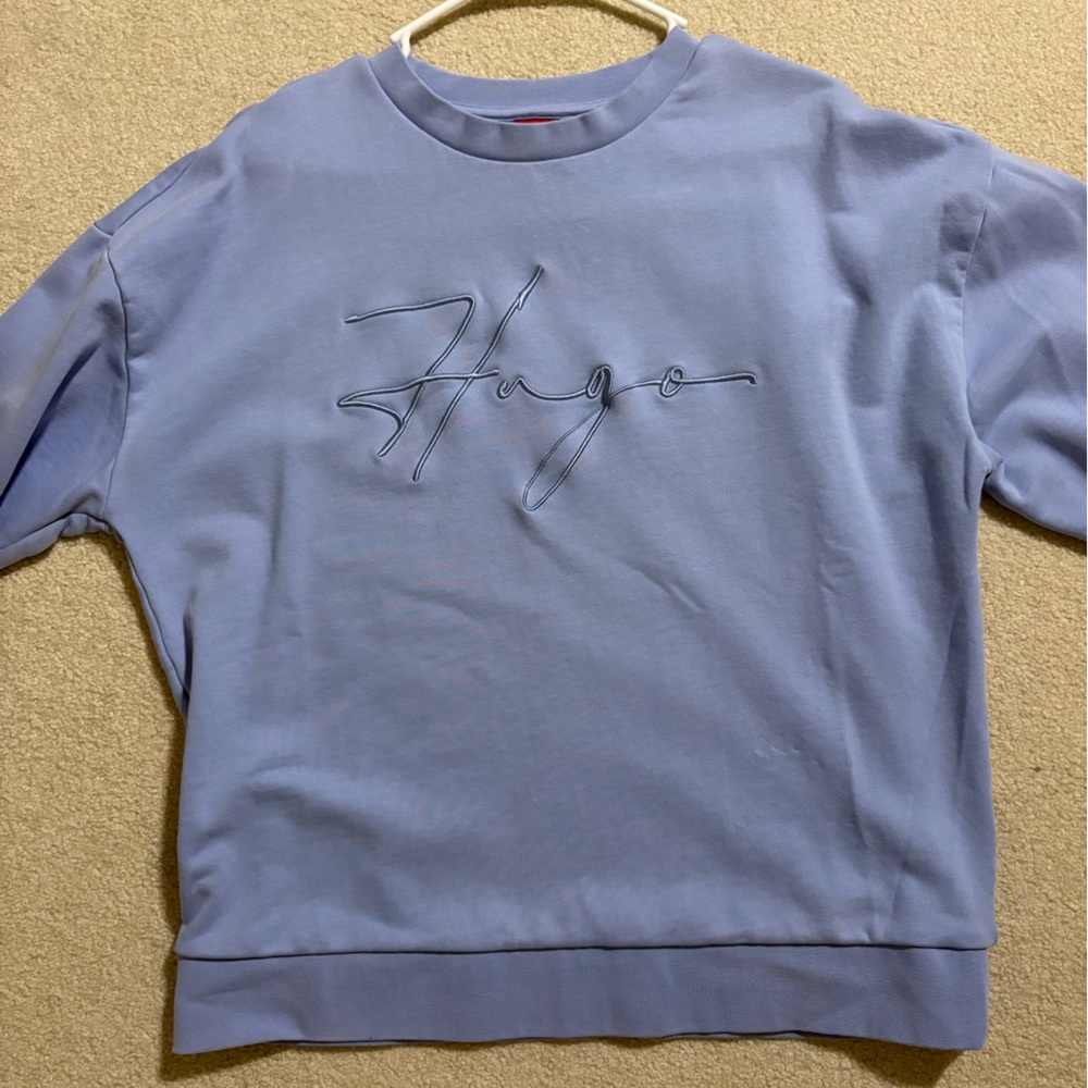 Hugo sweater